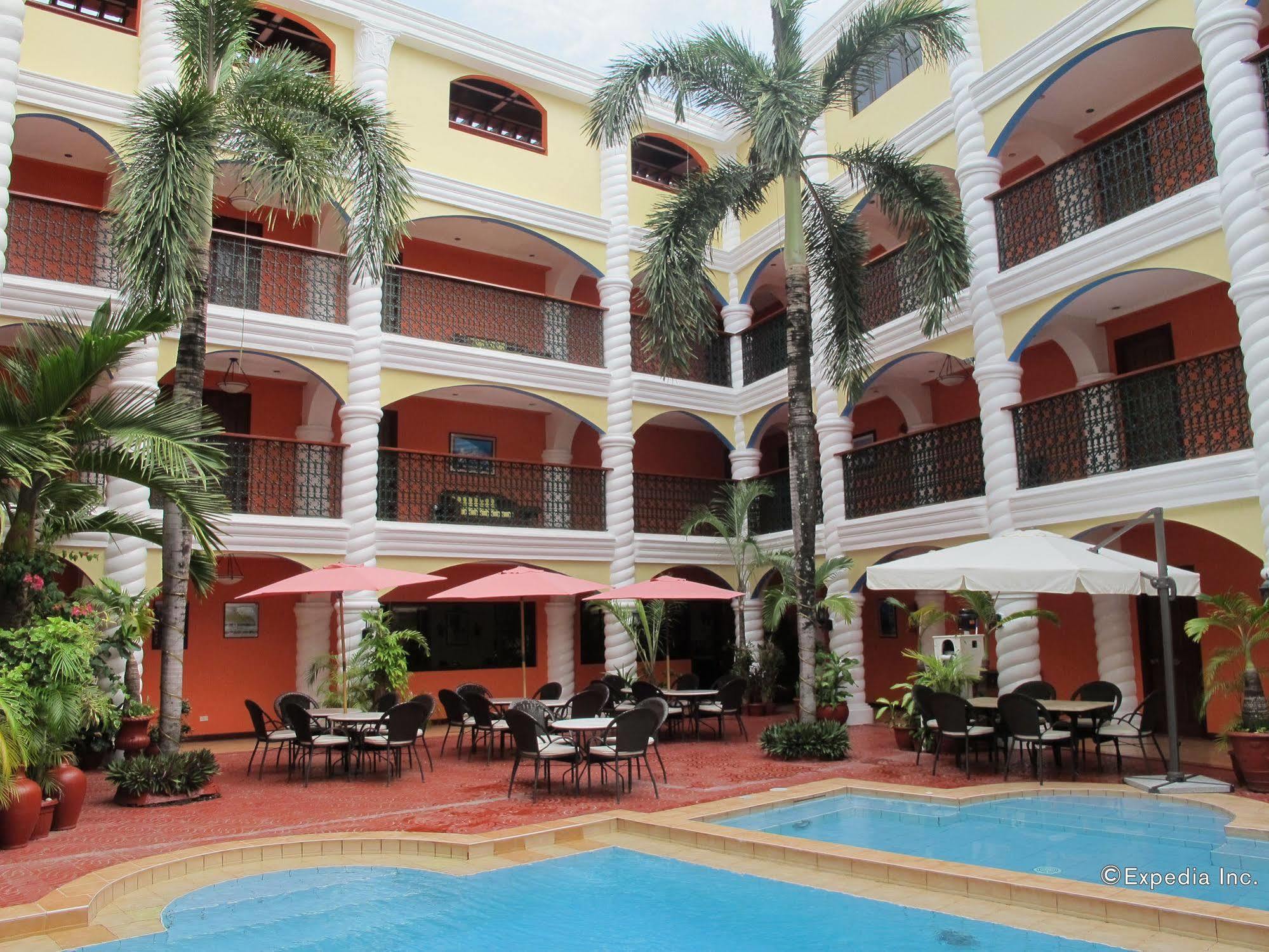 Marco Vincent Dive Resort Puerto Galera Exterior photo
