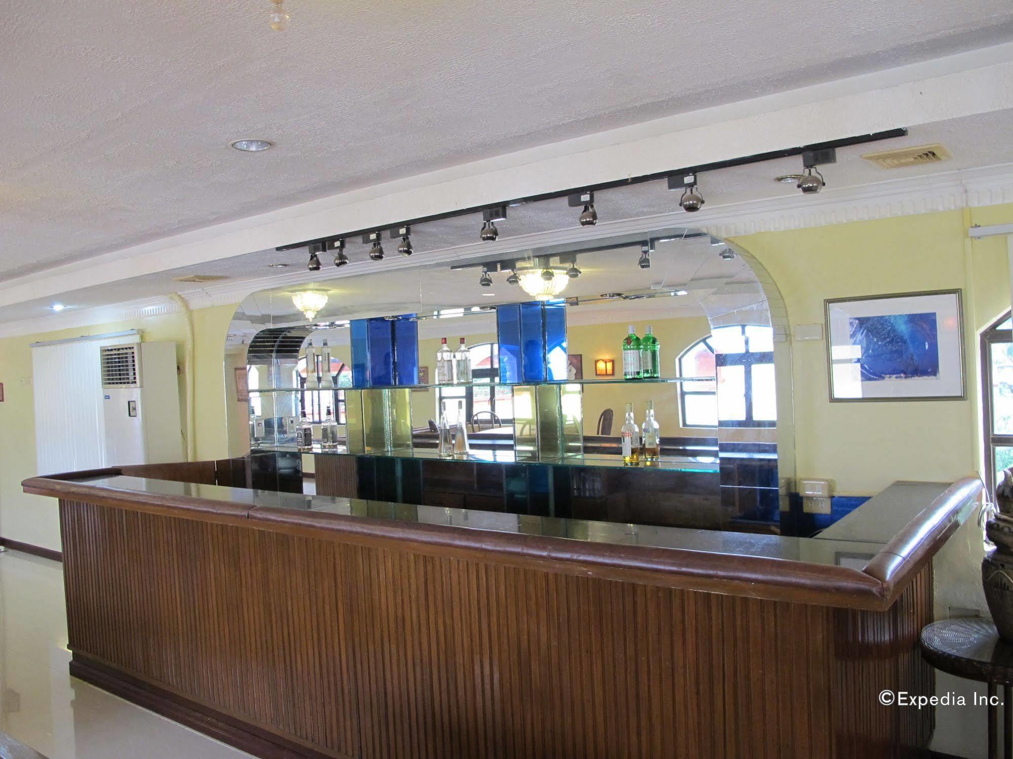 Marco Vincent Dive Resort Puerto Galera Exterior photo
